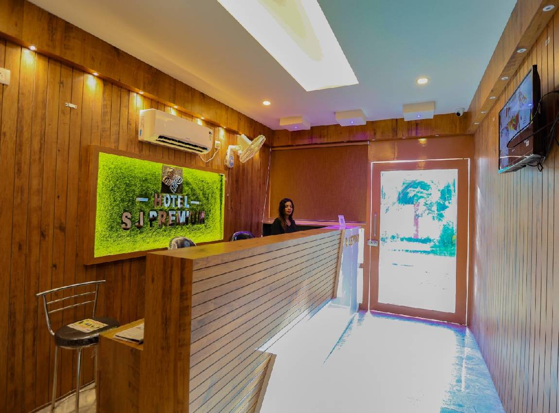 Outdoor Meeting Area